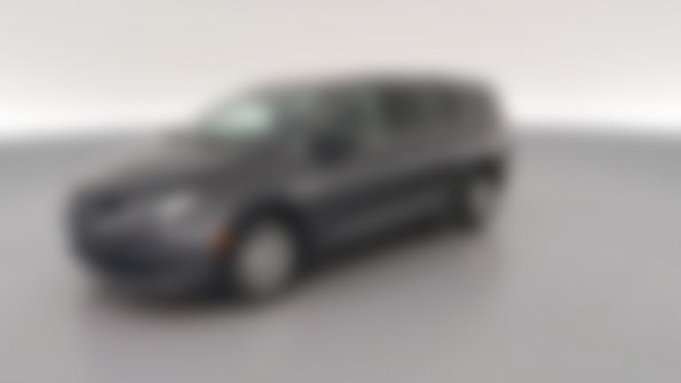 2023 Chrysler Voyager vehicle photo