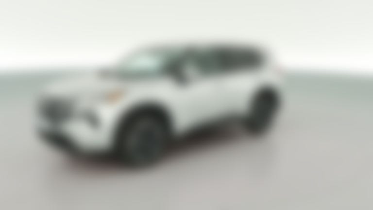 2025 Nissan Rogue vehicle photo