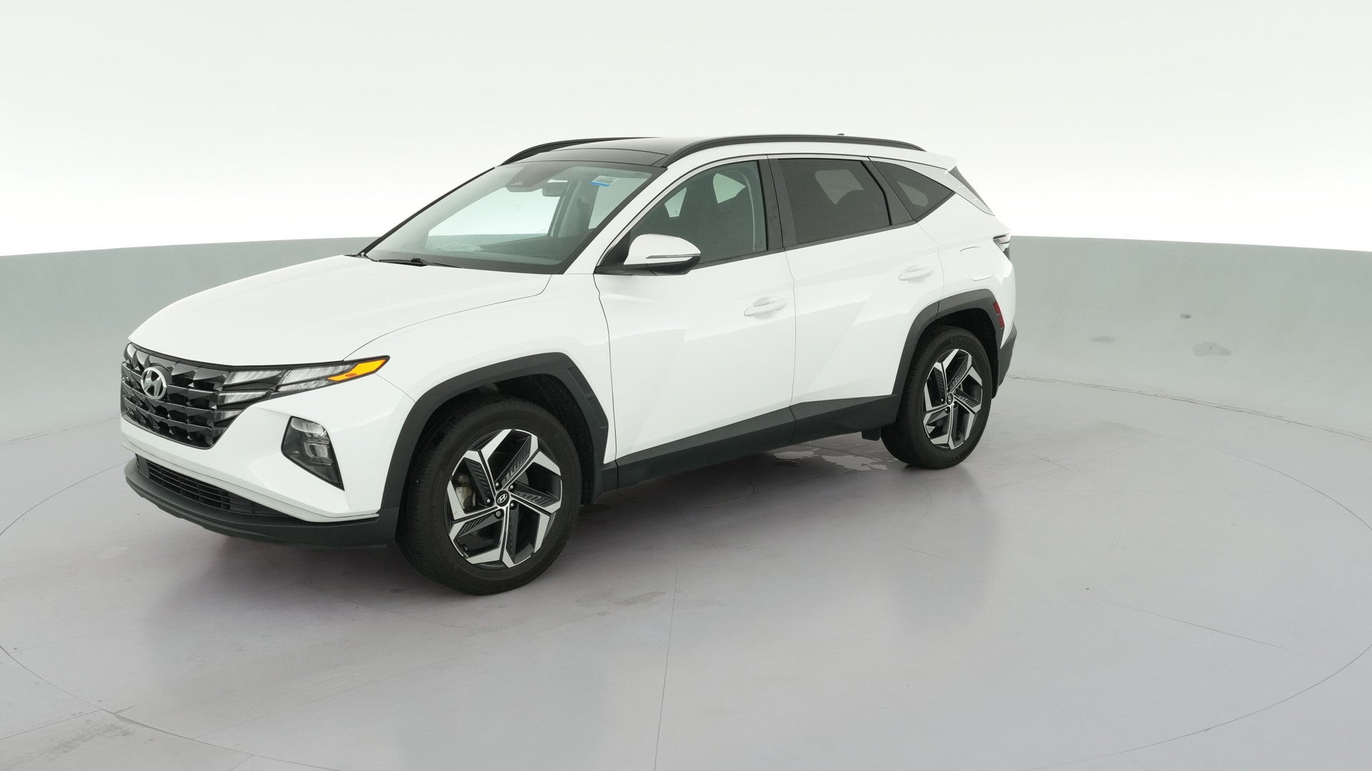 2022 Hyundai Tucson Hybrid vehicle photo