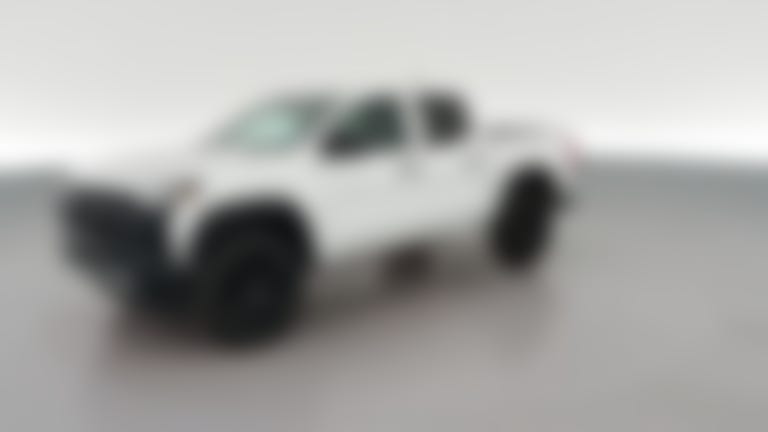 2024 Chevrolet Colorado Crew Cab vehicle photo