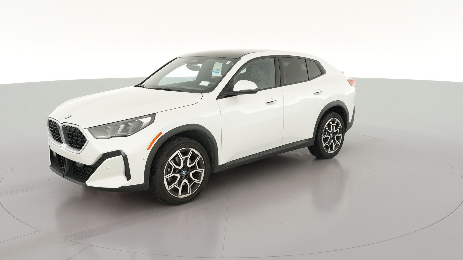 2025 BMW X2 vehicle photo