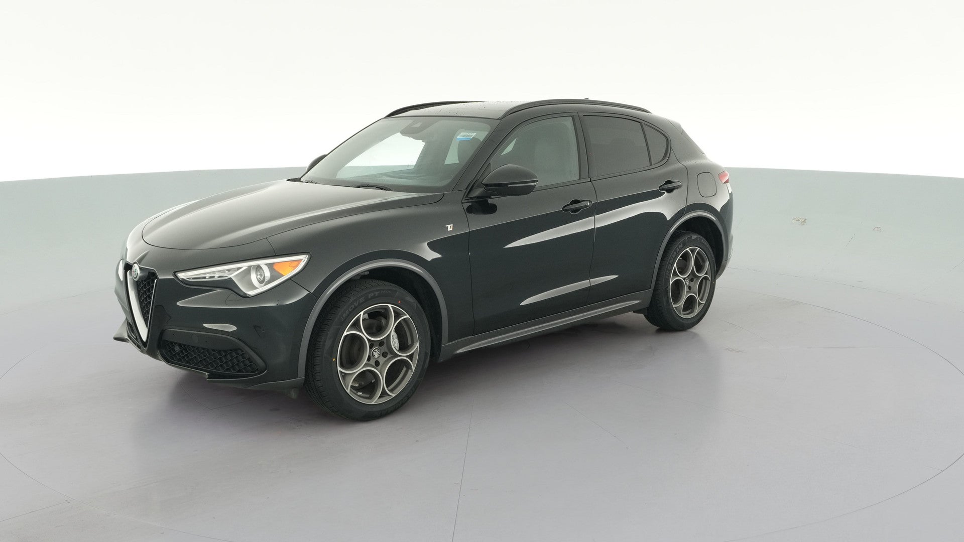 2023 Alfa Romeo Stelvio vehicle photo