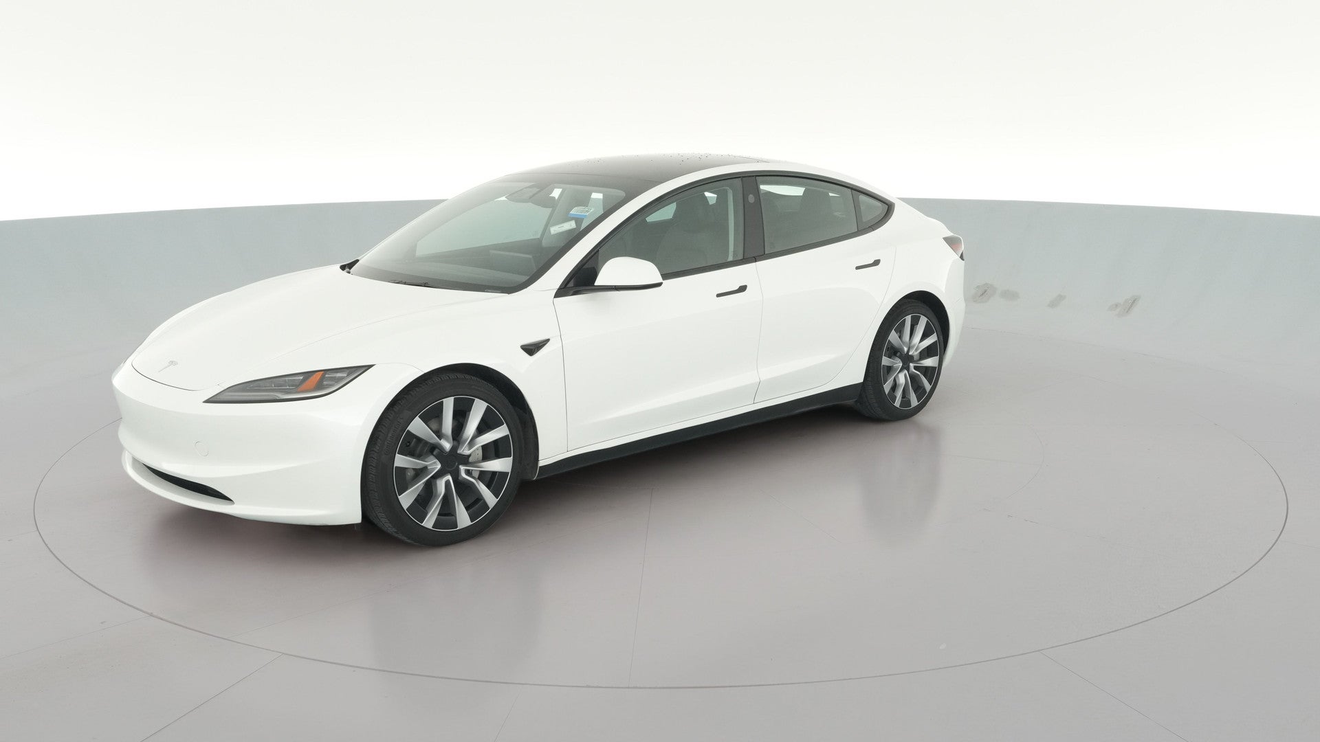 2024 Tesla Model 3 vehicle photo