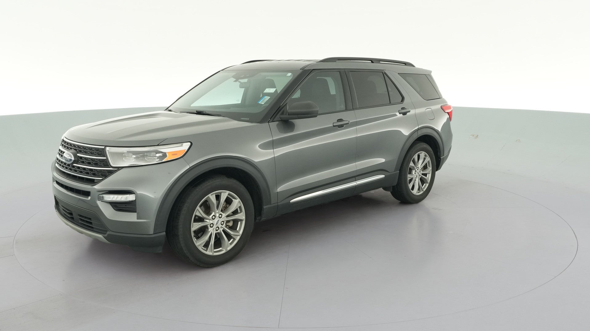 2023 Ford Explorer vehicle photo