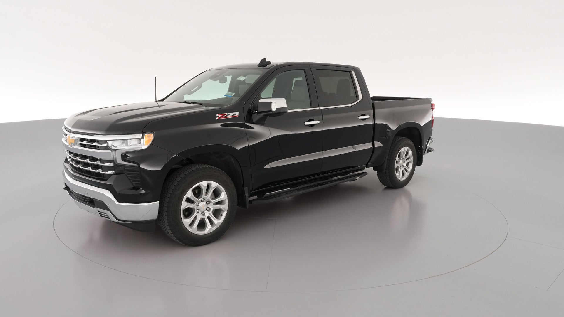 2023 Chevrolet Silverado 1500 Crew Cab vehicle photo
