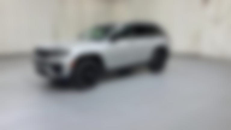 2026 Jeep Grand Cherokee vehicle photo