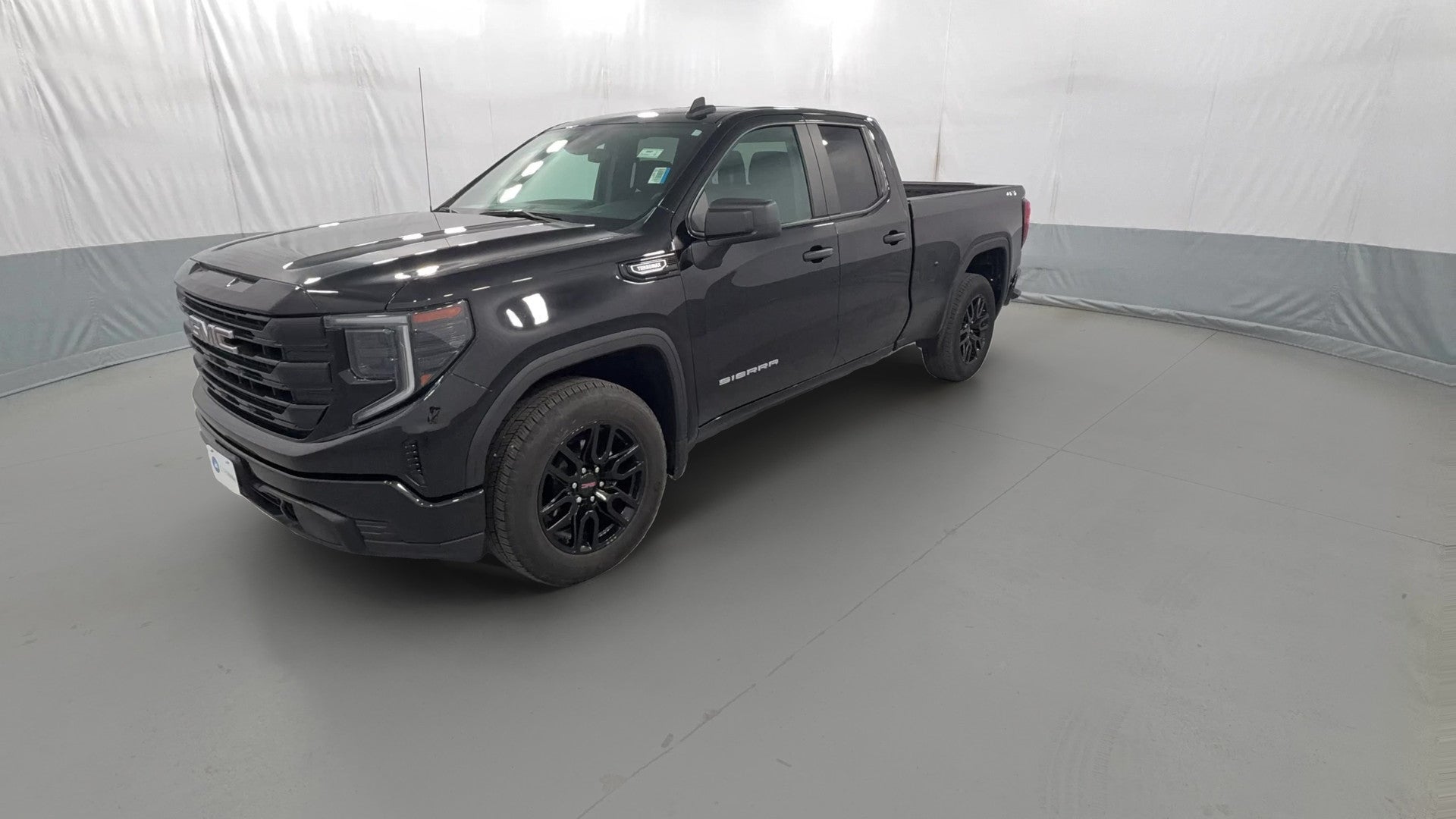 2025 GMC Sierra 1500 Double Cab vehicle photo