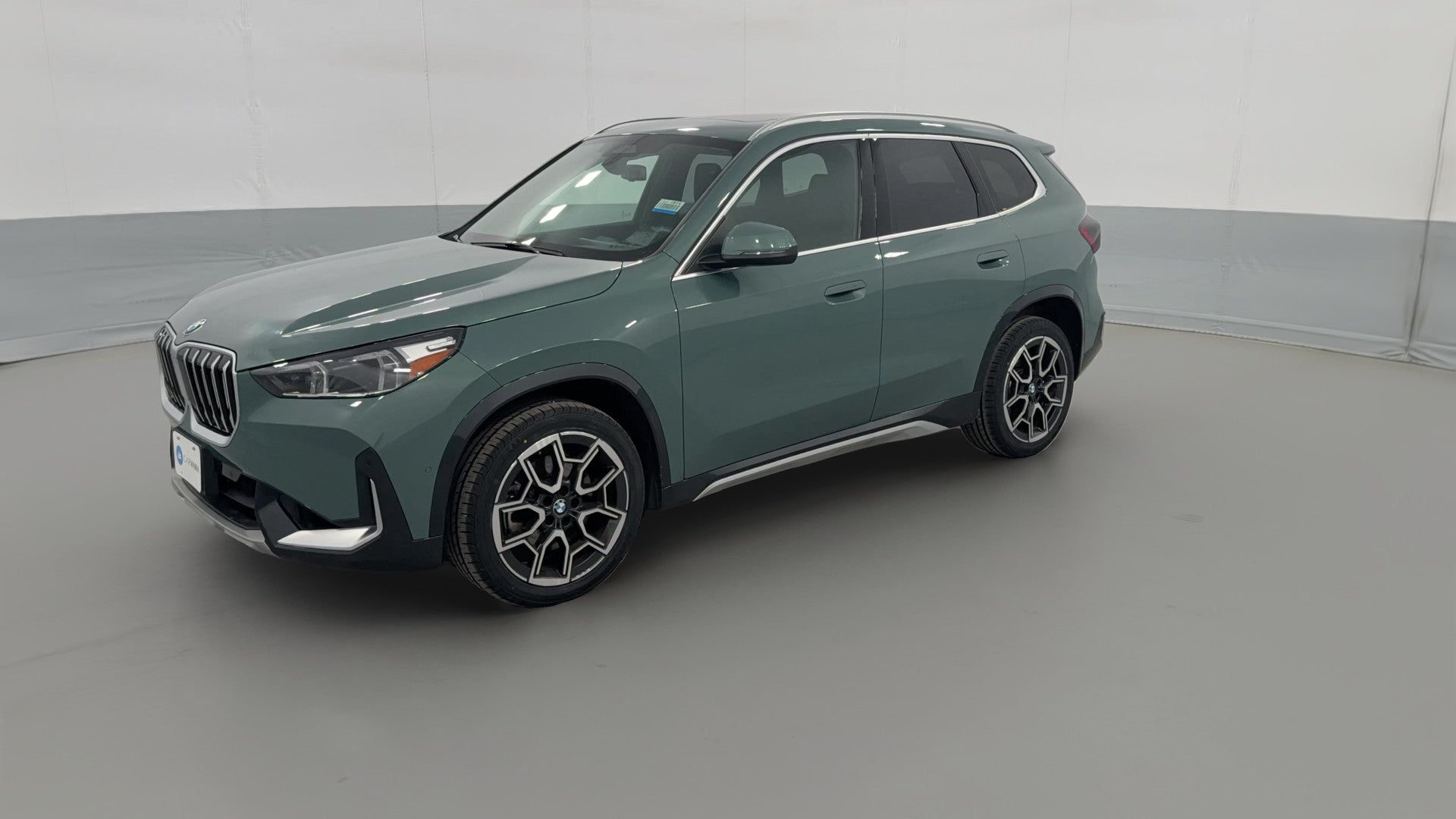 2025 BMW X1 vehicle photo