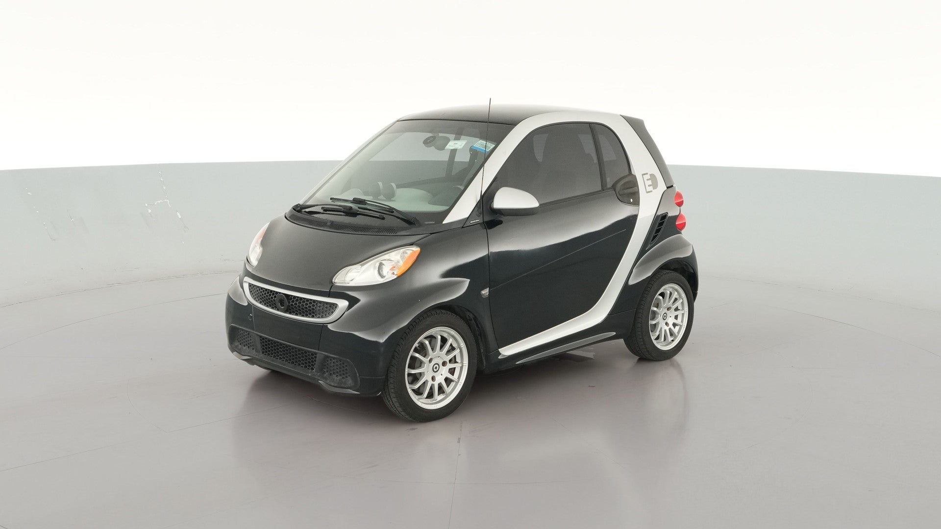 2013 smart fortwo electric drive vehicle photo