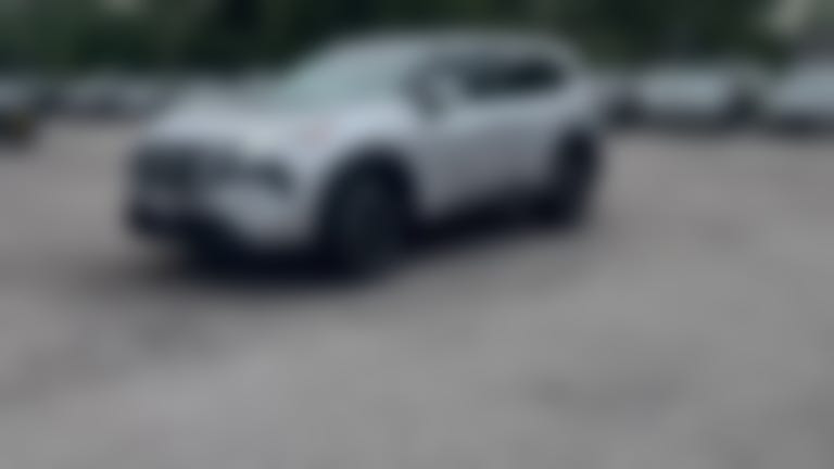 2025 Nissan Rogue vehicle photo