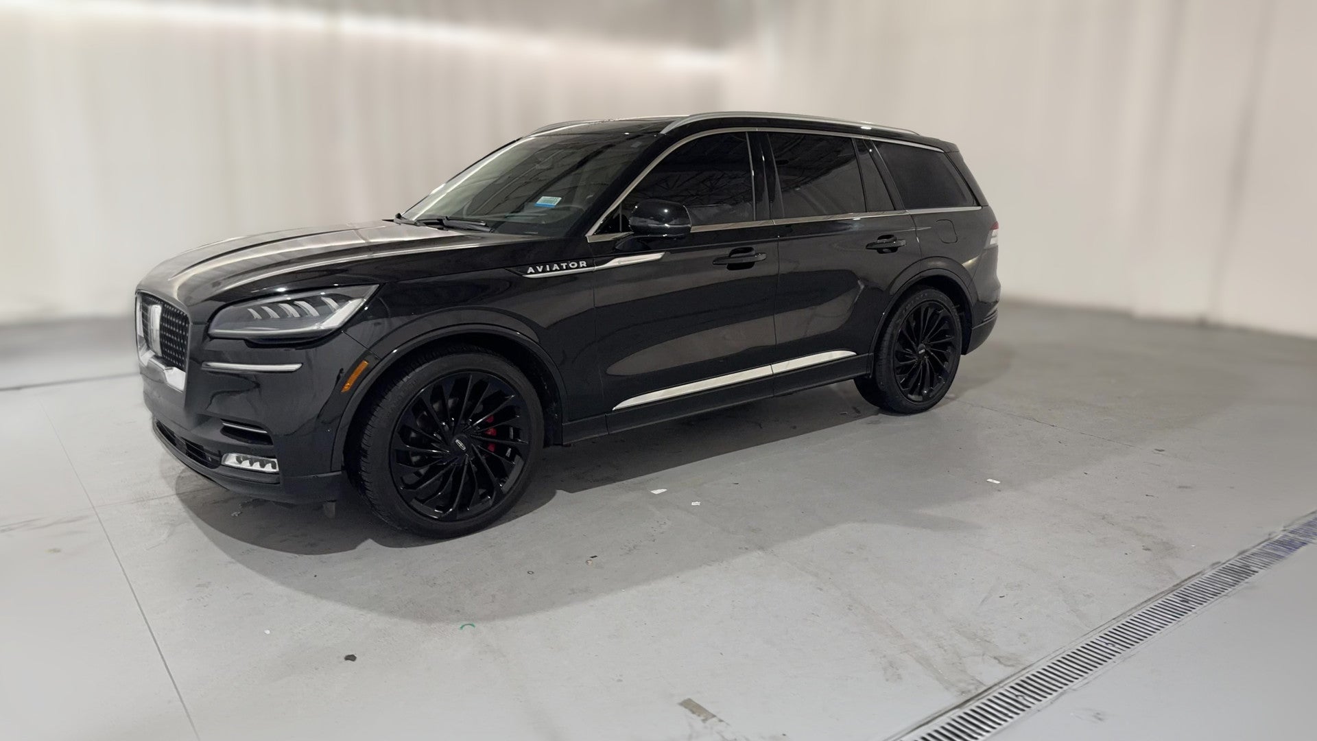2021 Lincoln Aviator vehicle photo