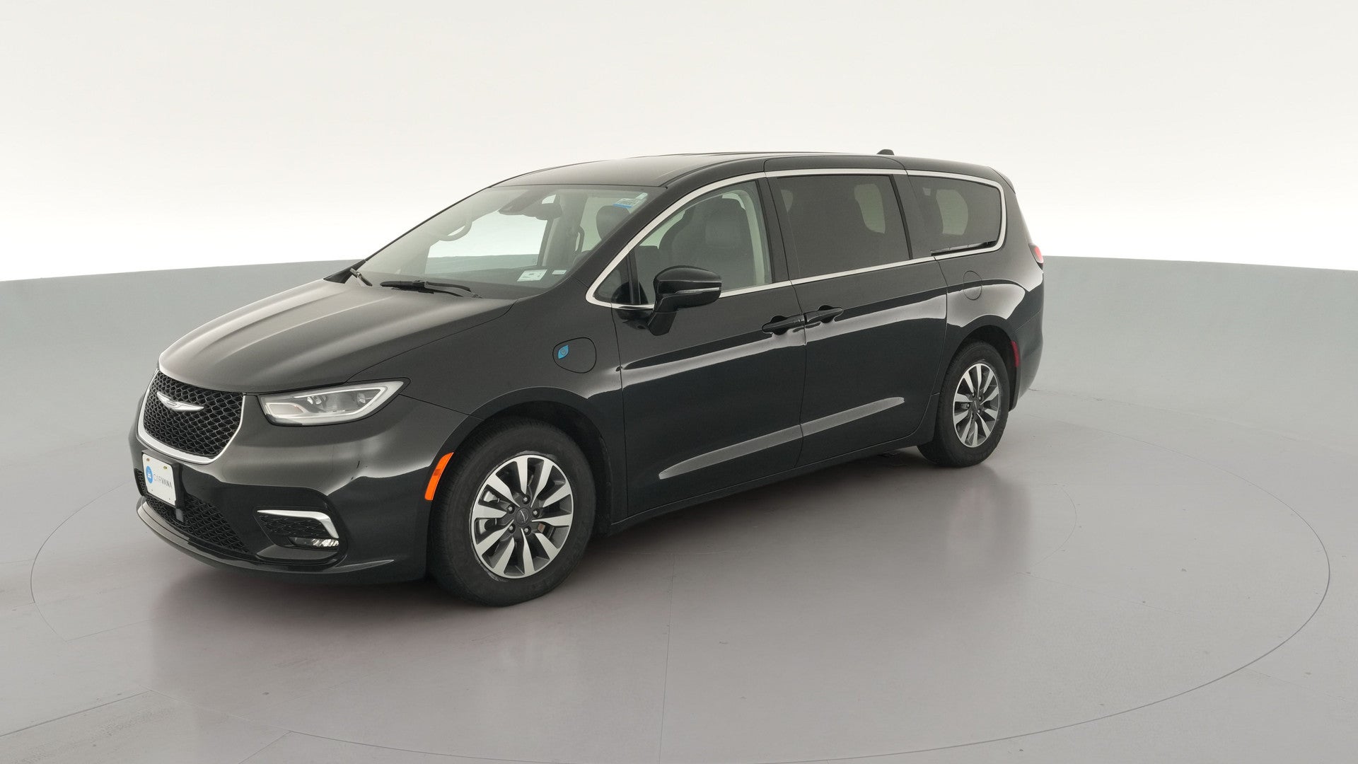 2024 Chrysler Pacifica Hybrid vehicle photo