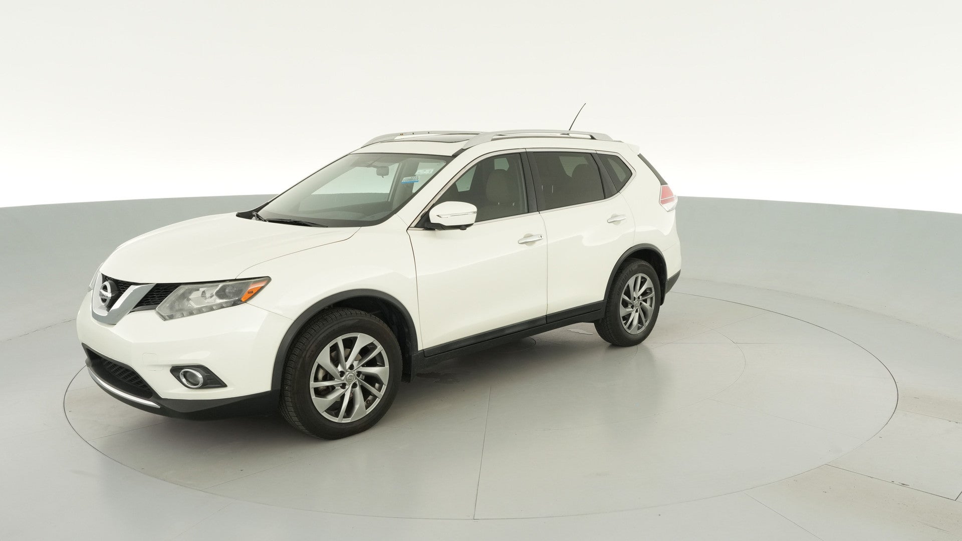 2015 Nissan Rogue vehicle photo