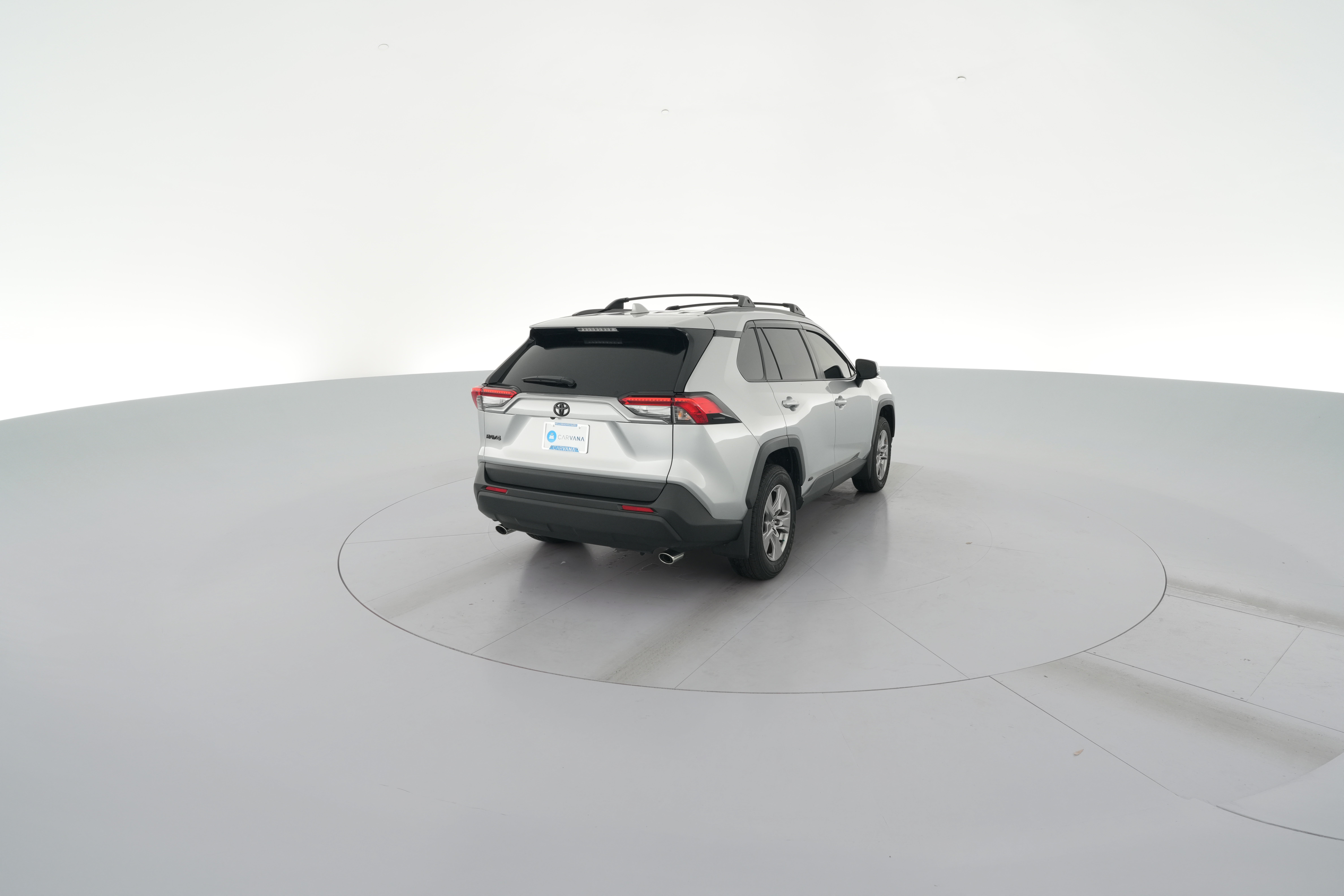 2025 Toyota RAV4 XLE - Photo 31
