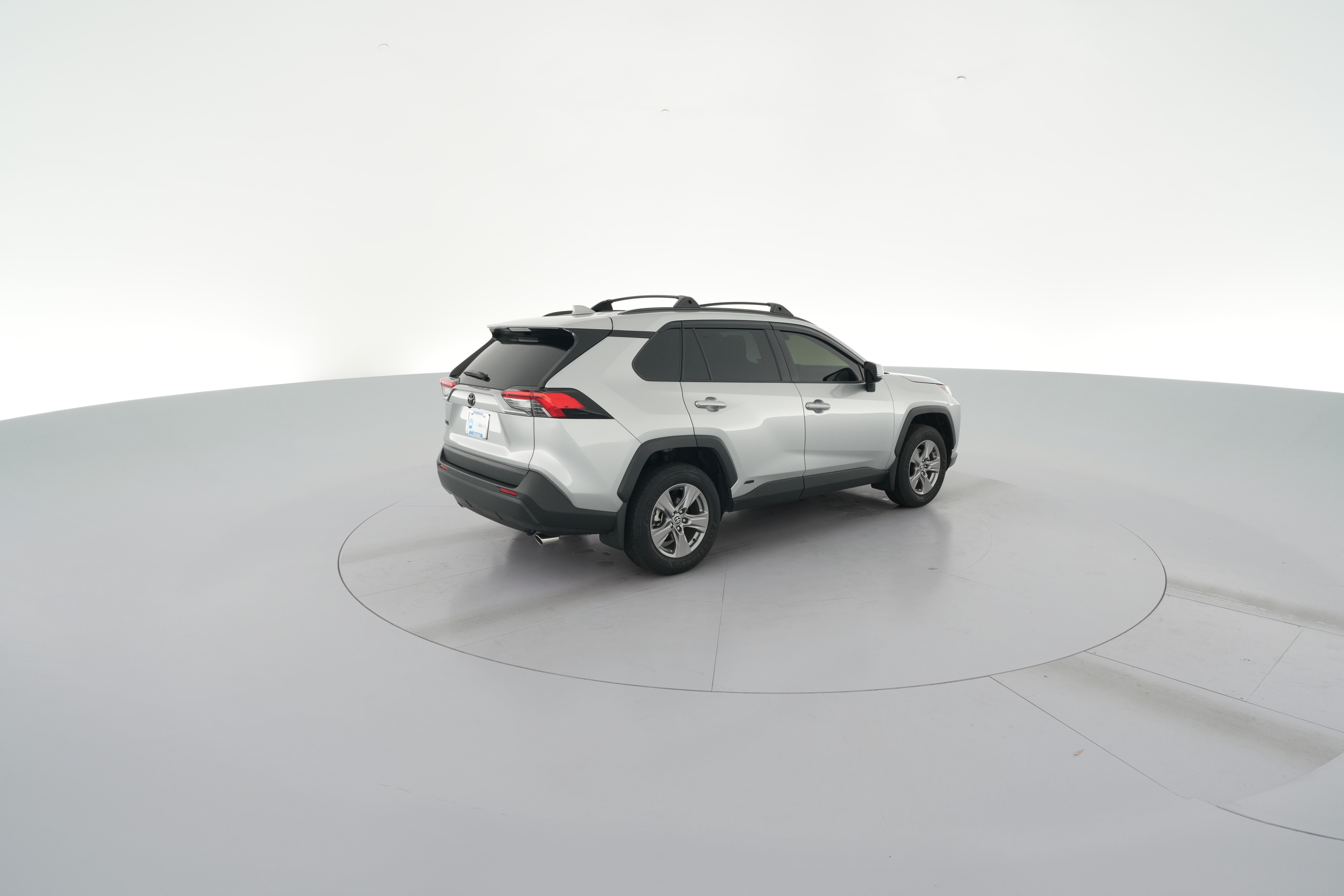 2025 Toyota RAV4 XLE - Photo 32