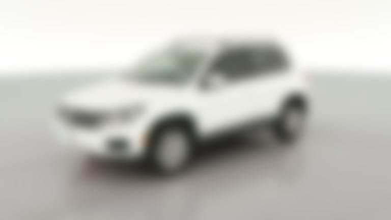 2017 Volkswagen Tiguan vehicle photo