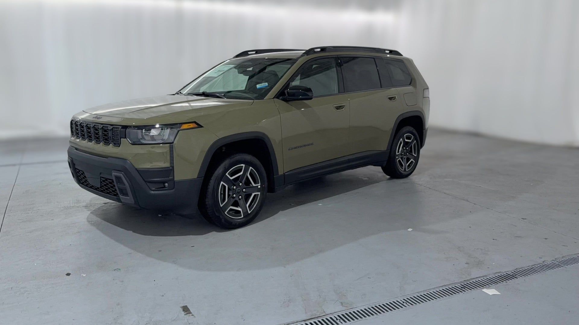 2026 Jeep Cherokee vehicle photo