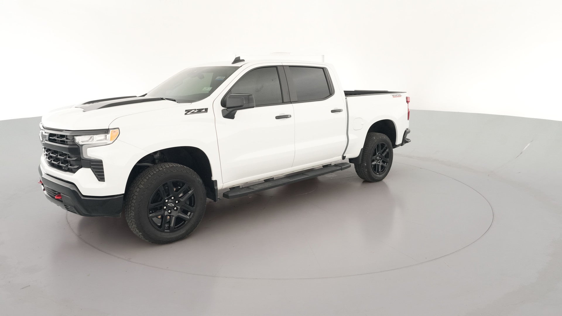 2025 Chevrolet Silverado 1500 Crew Cab vehicle photo