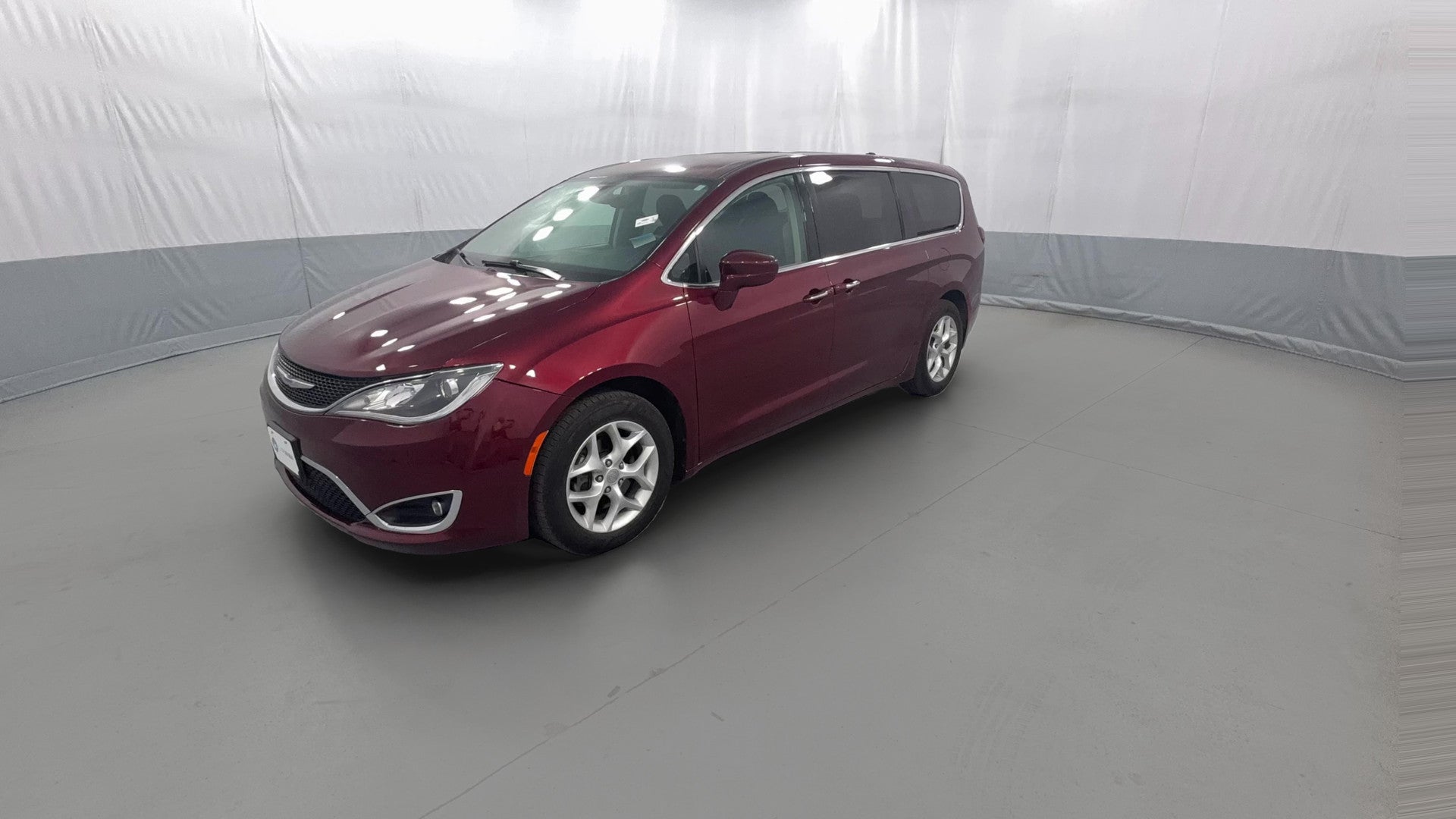 2020 Chrysler Pacifica vehicle photo