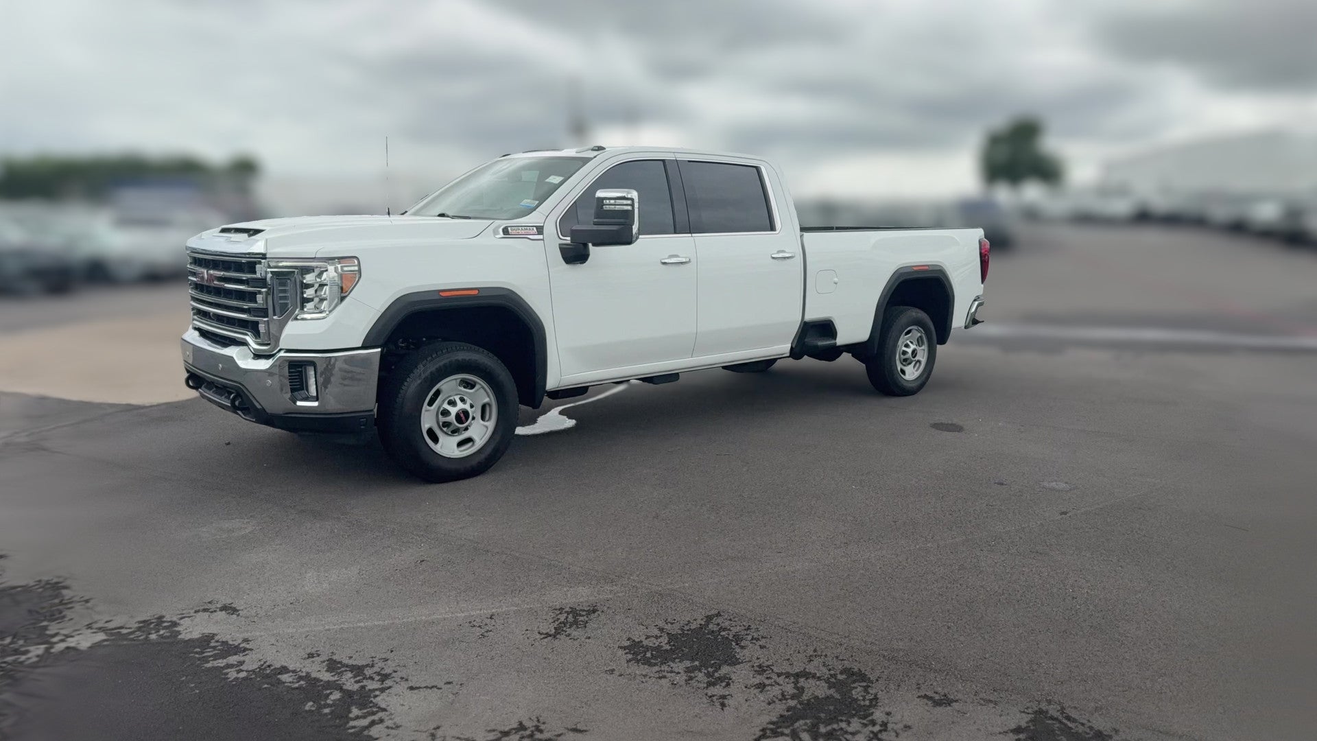 2023 GMC Sierra 2500 HD Crew Cab vehicle photo