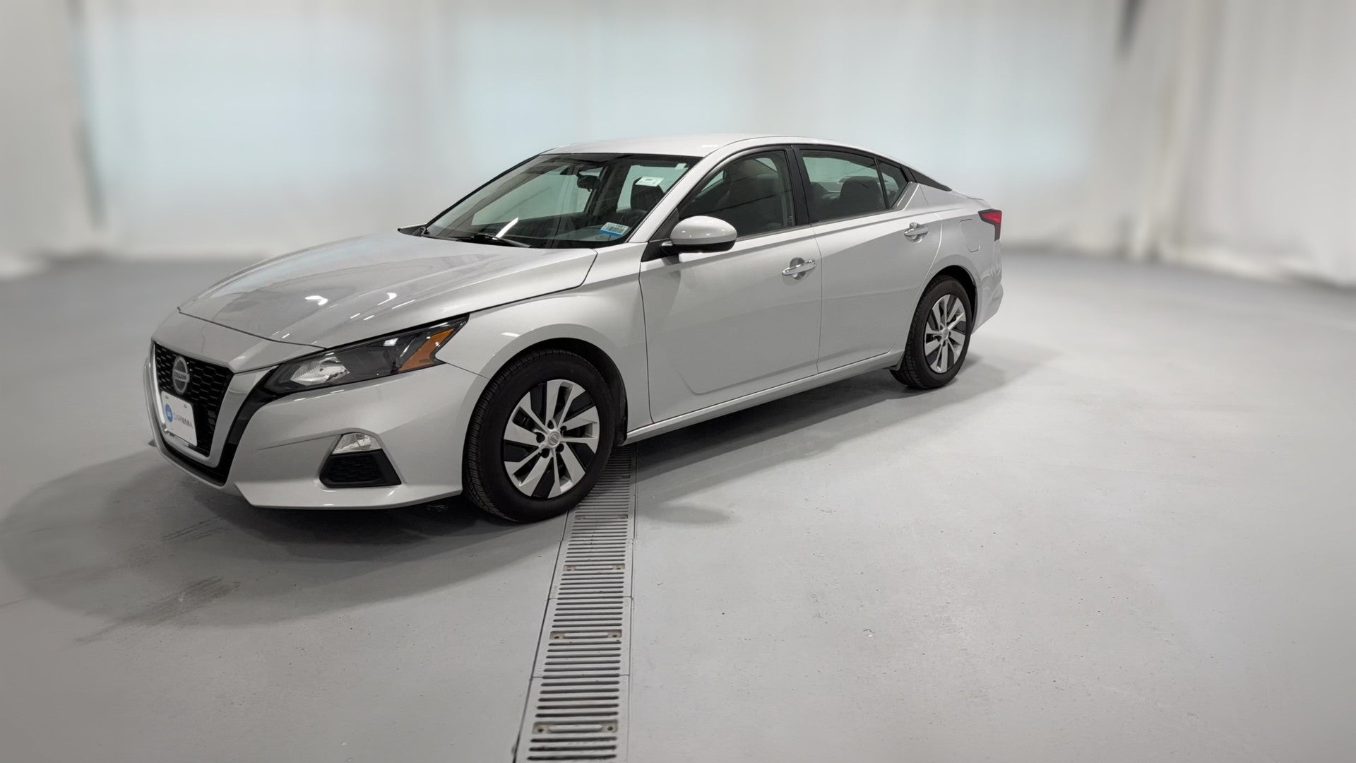 2022 Nissan Altima vehicle photo