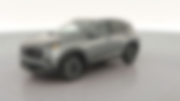 2025 Nissan Kicks vehicle photo