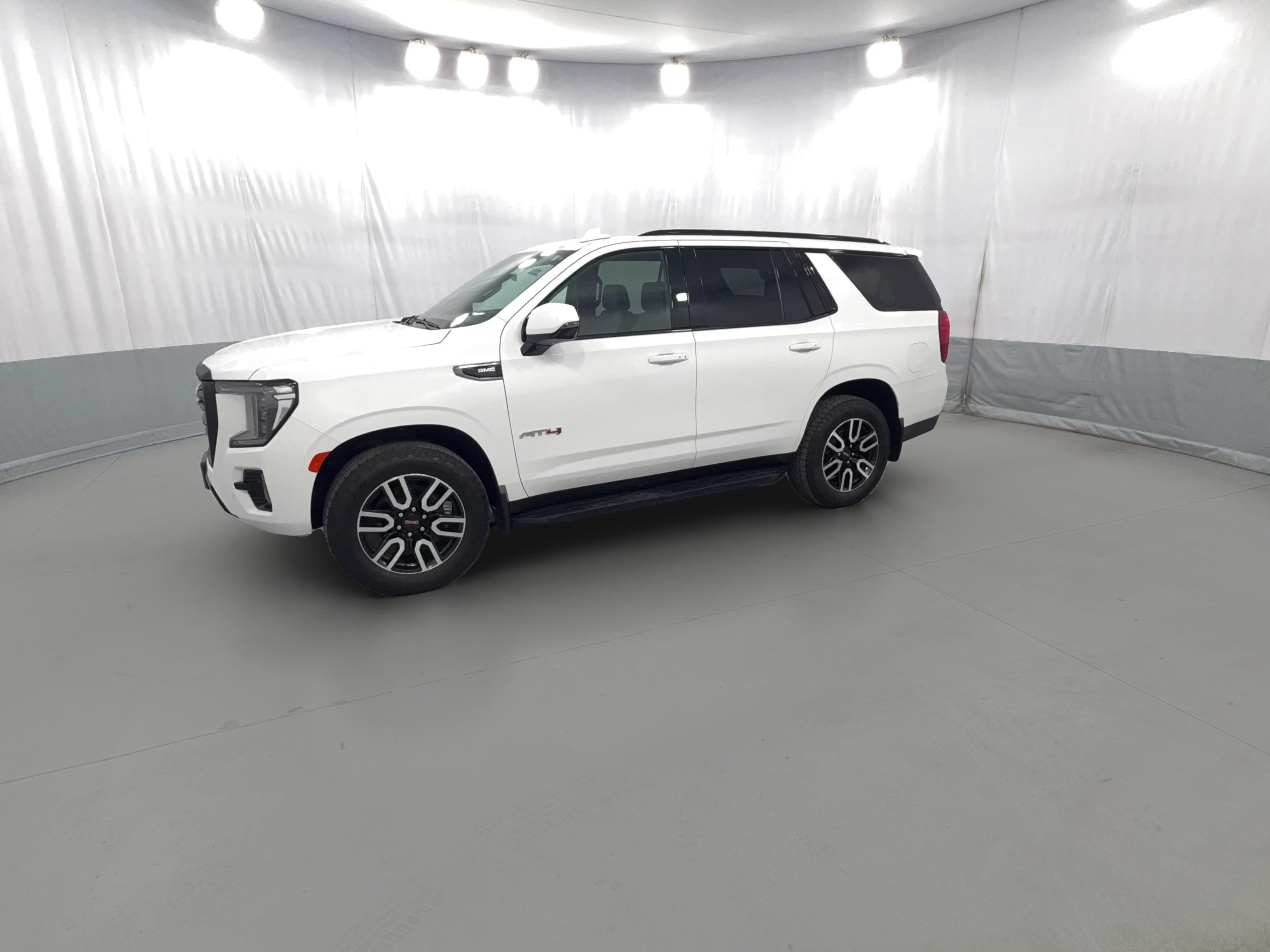2021 GMC Yukon AT4 - Photo 28