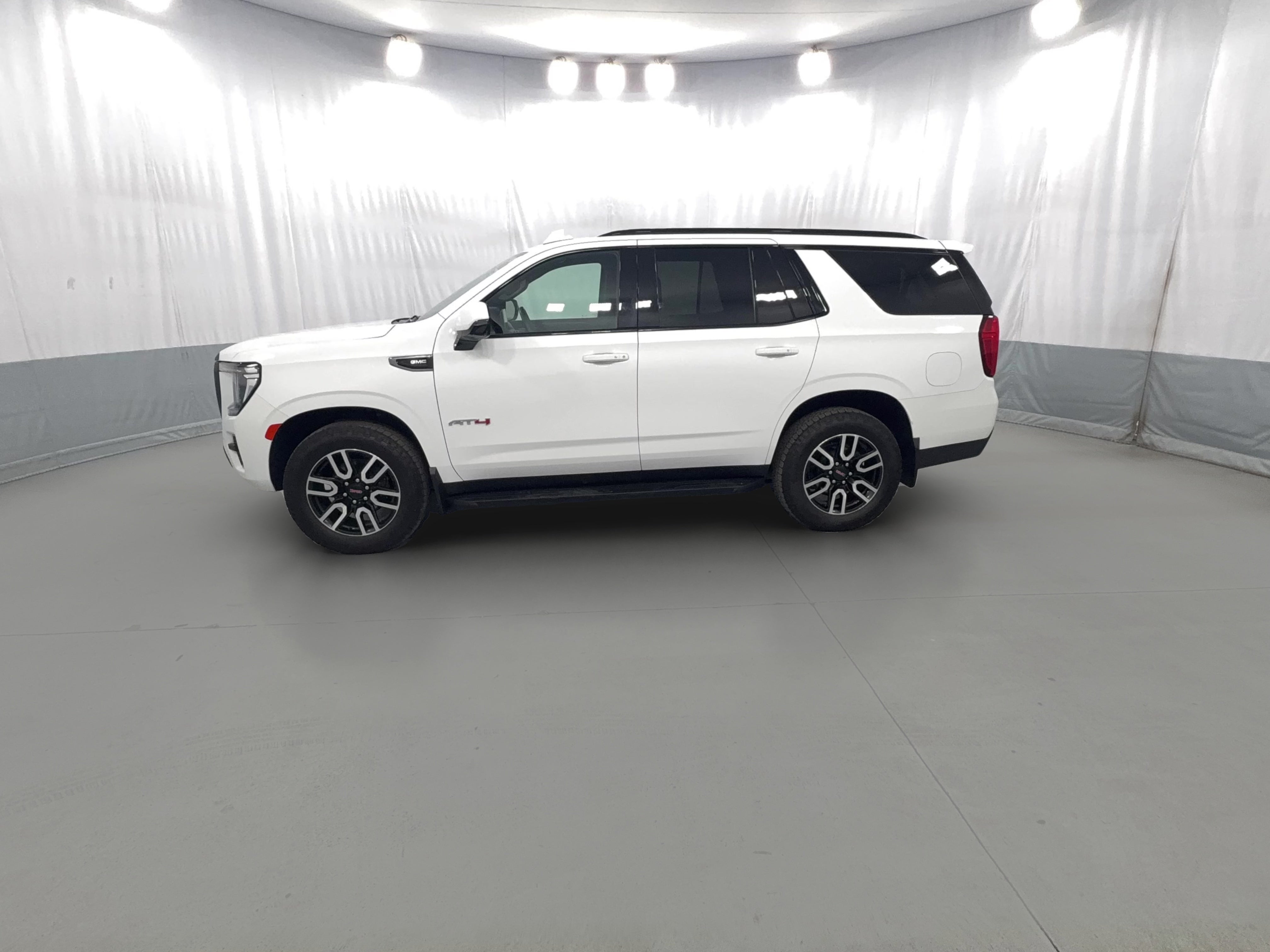 2021 GMC Yukon AT4 - Photo 29