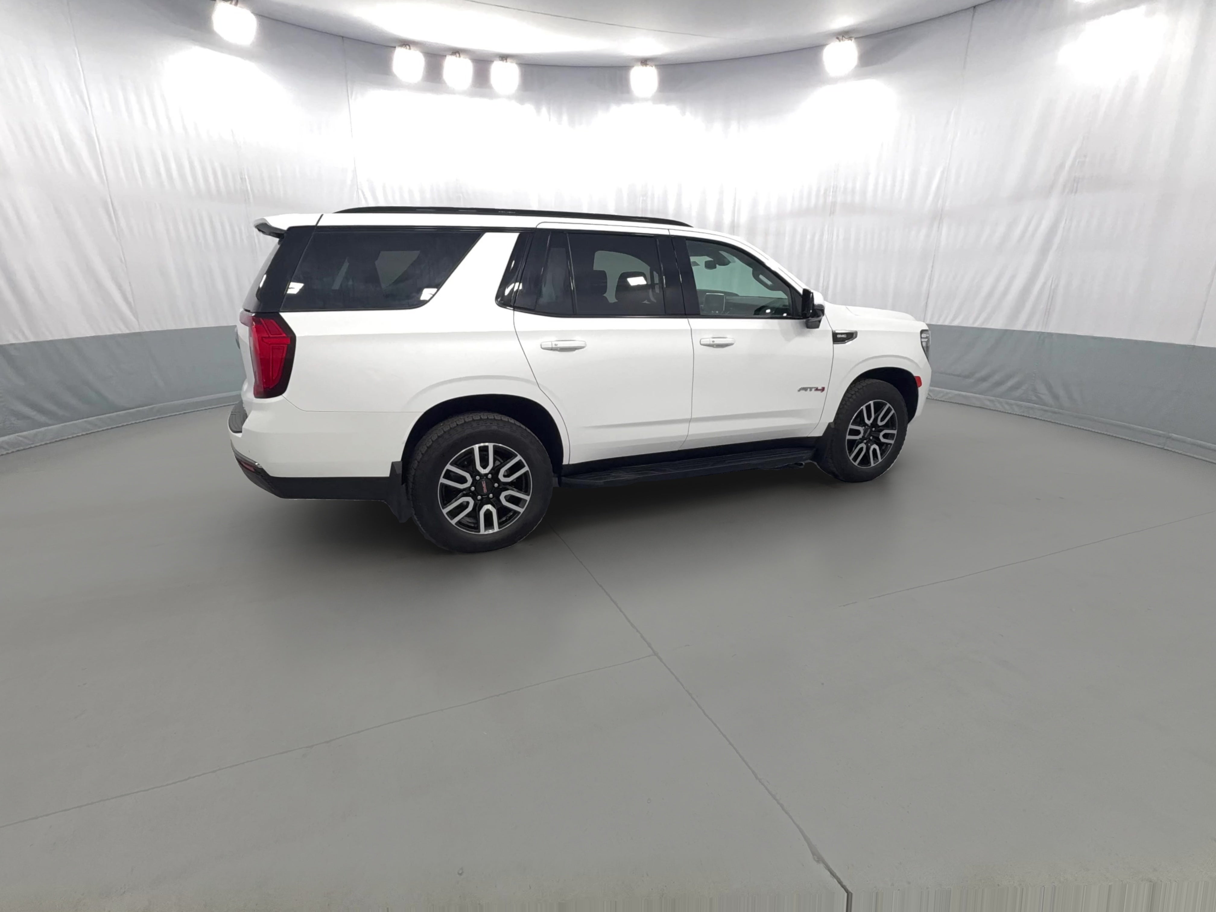 2021 GMC Yukon AT4 - Photo 36