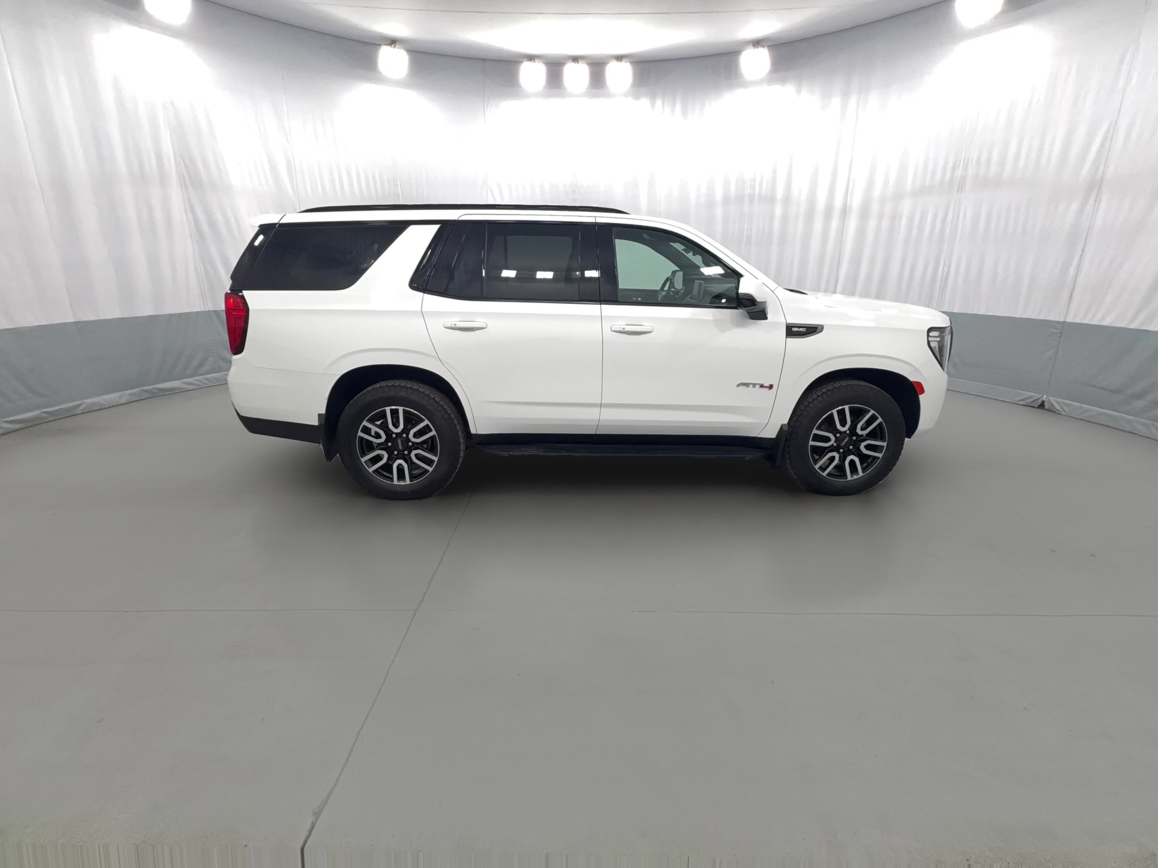 2021 GMC Yukon AT4 - Photo 37