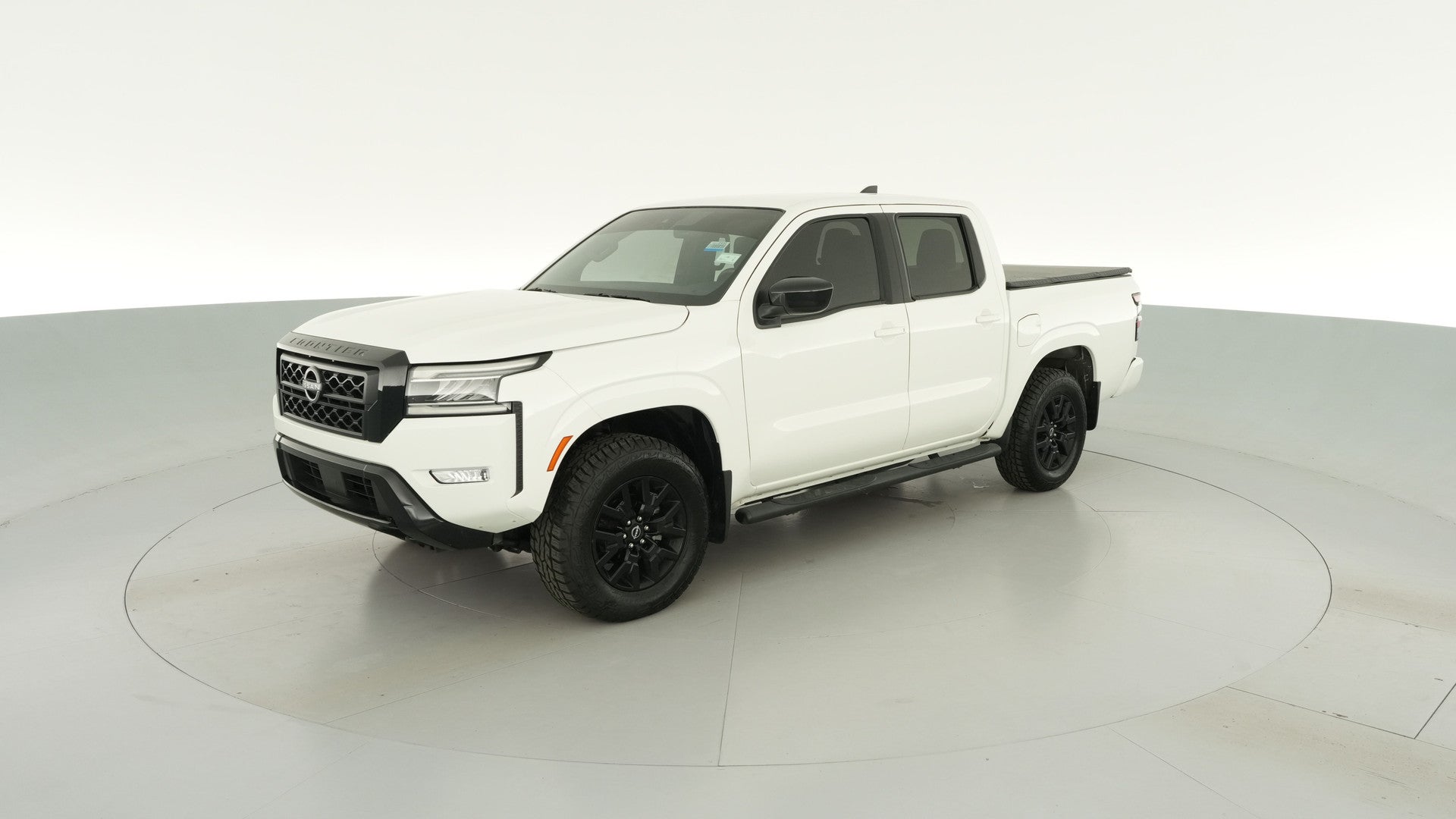 2023 Nissan Frontier Crew Cab vehicle photo