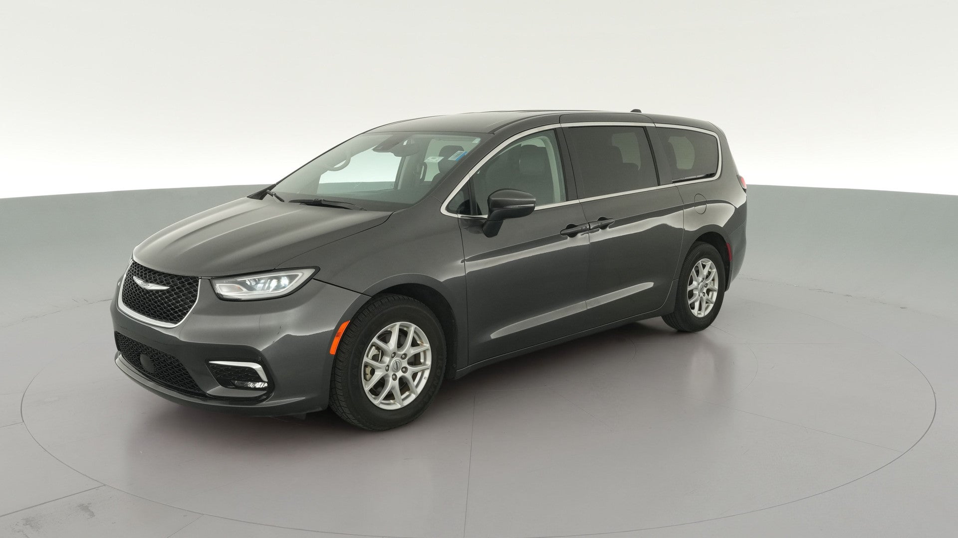 2023 Chrysler Pacifica vehicle photo