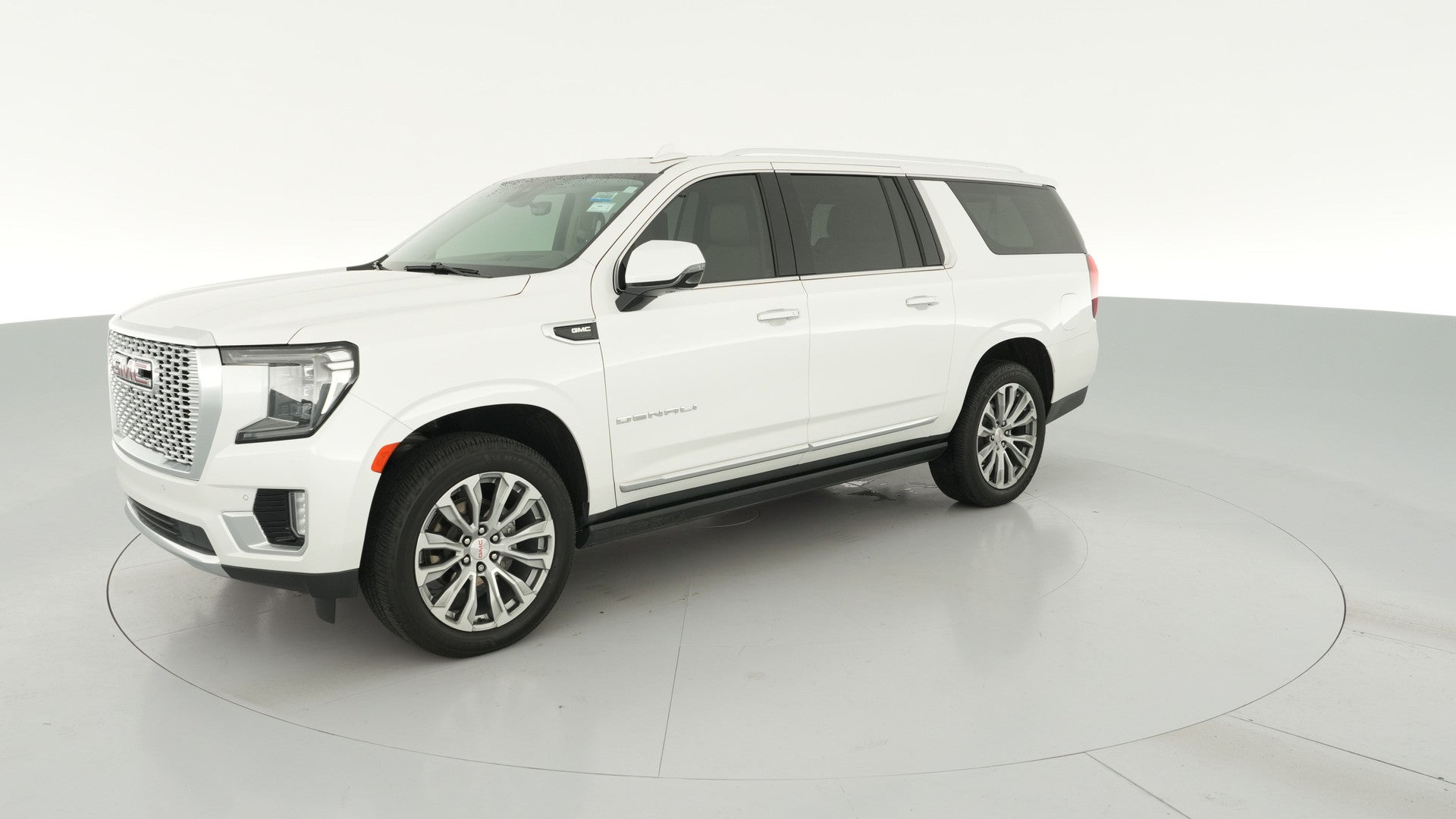 2021 GMC Yukon XL vehicle photo