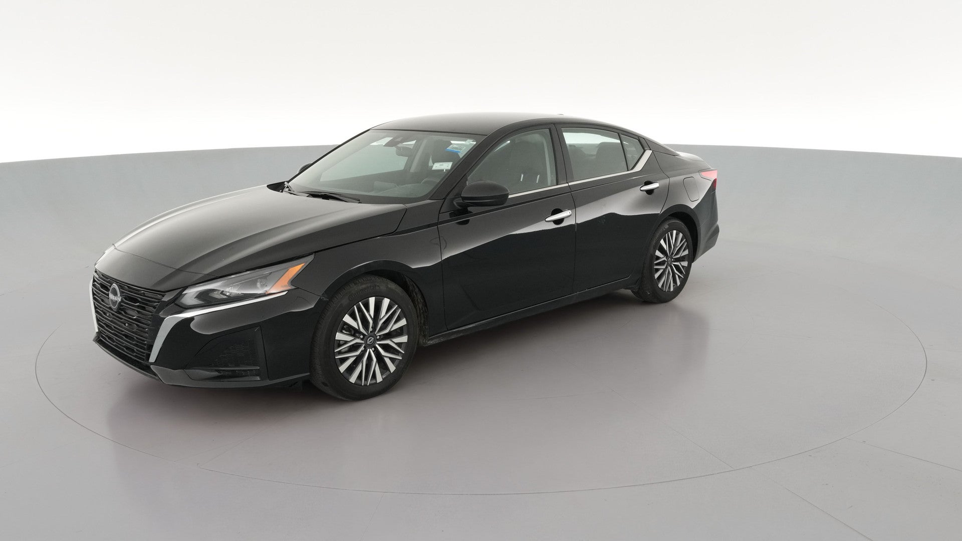 2025 Nissan Altima vehicle photo
