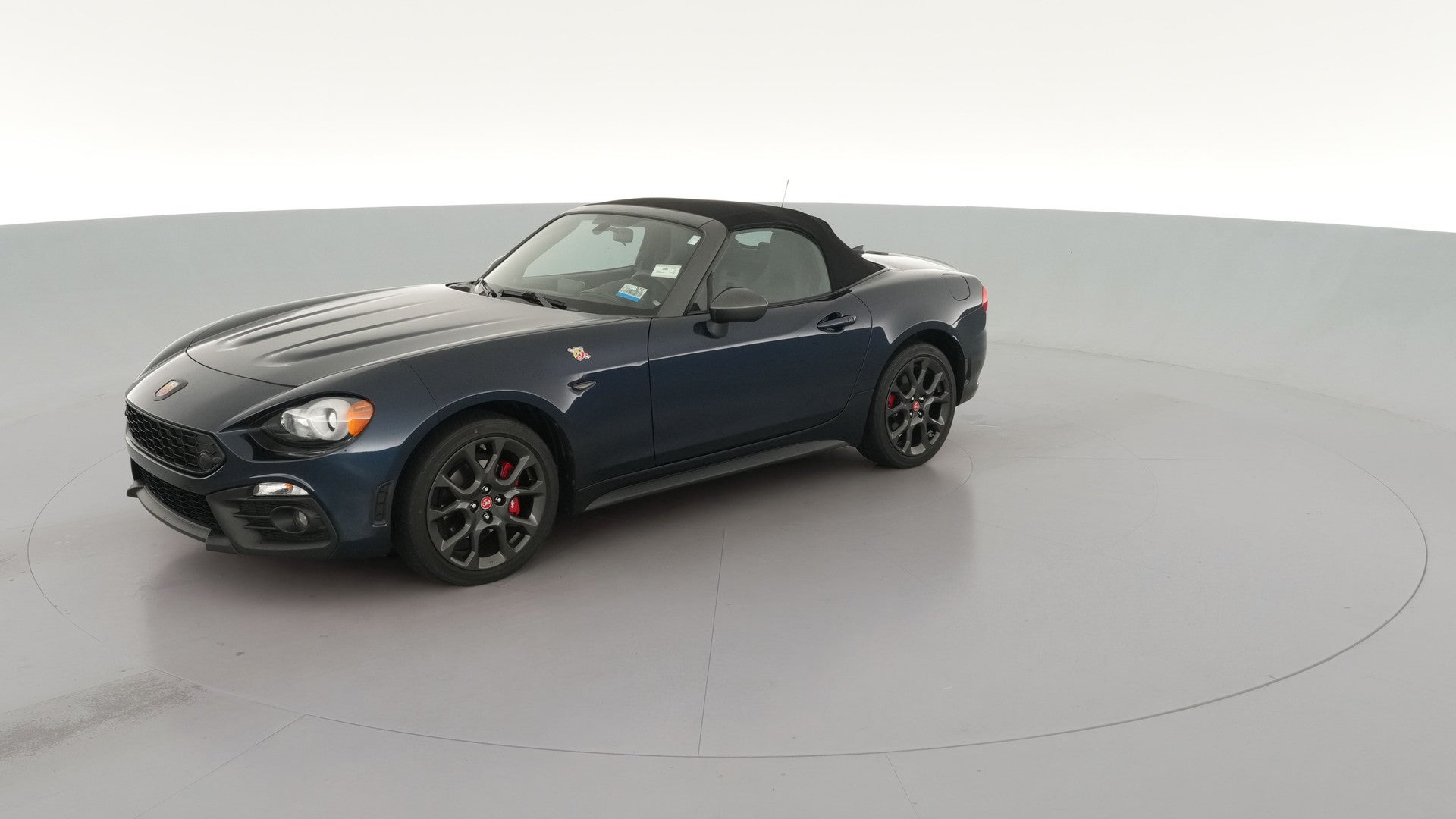 2019 FIAT 124 Spider vehicle photo