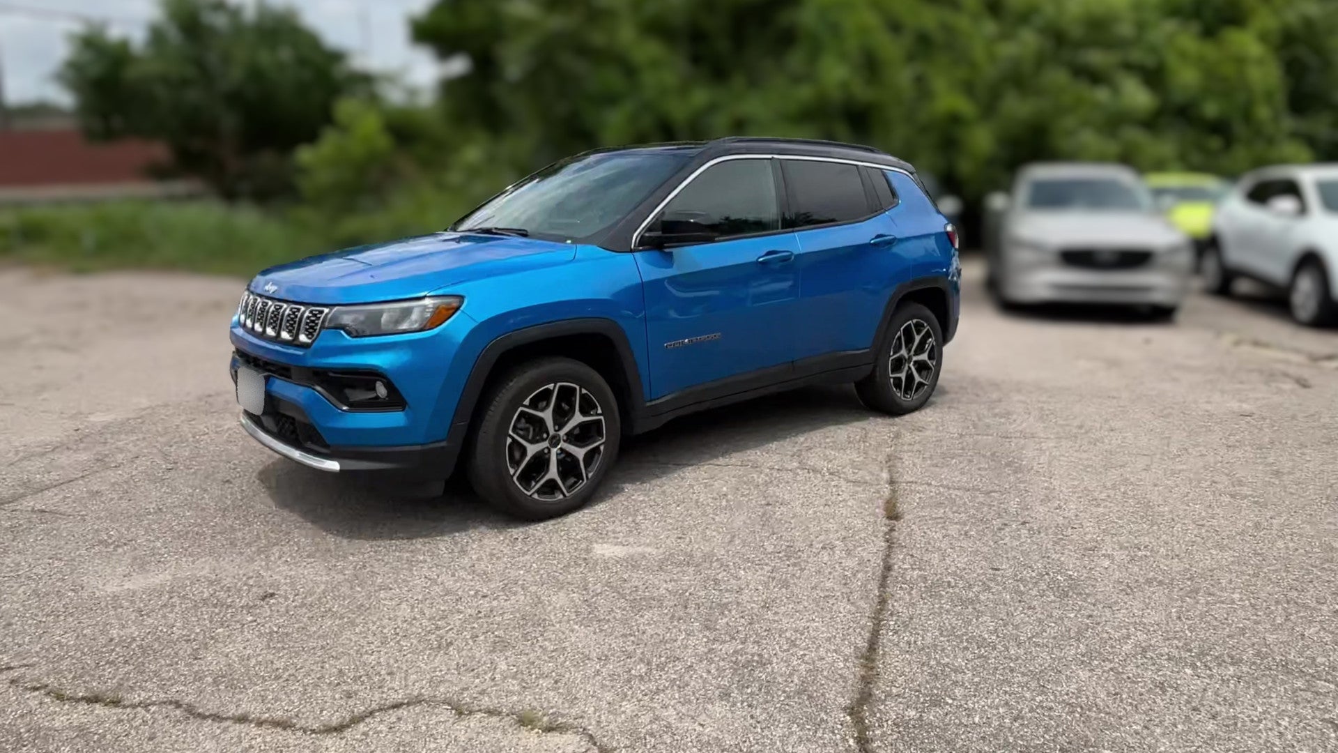 2025 Jeep Compass vehicle photo