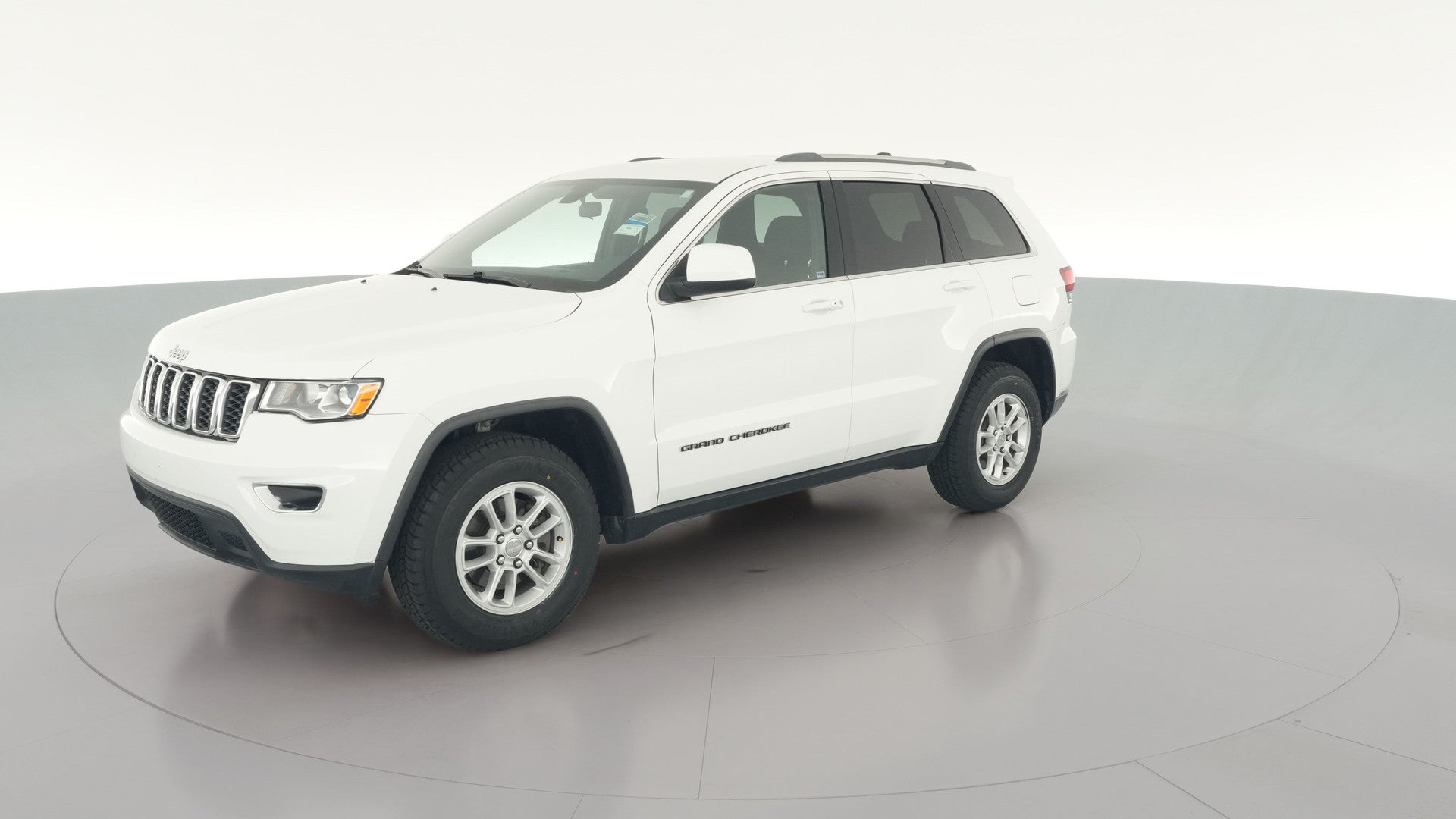 2020 Jeep Grand Cherokee vehicle photo