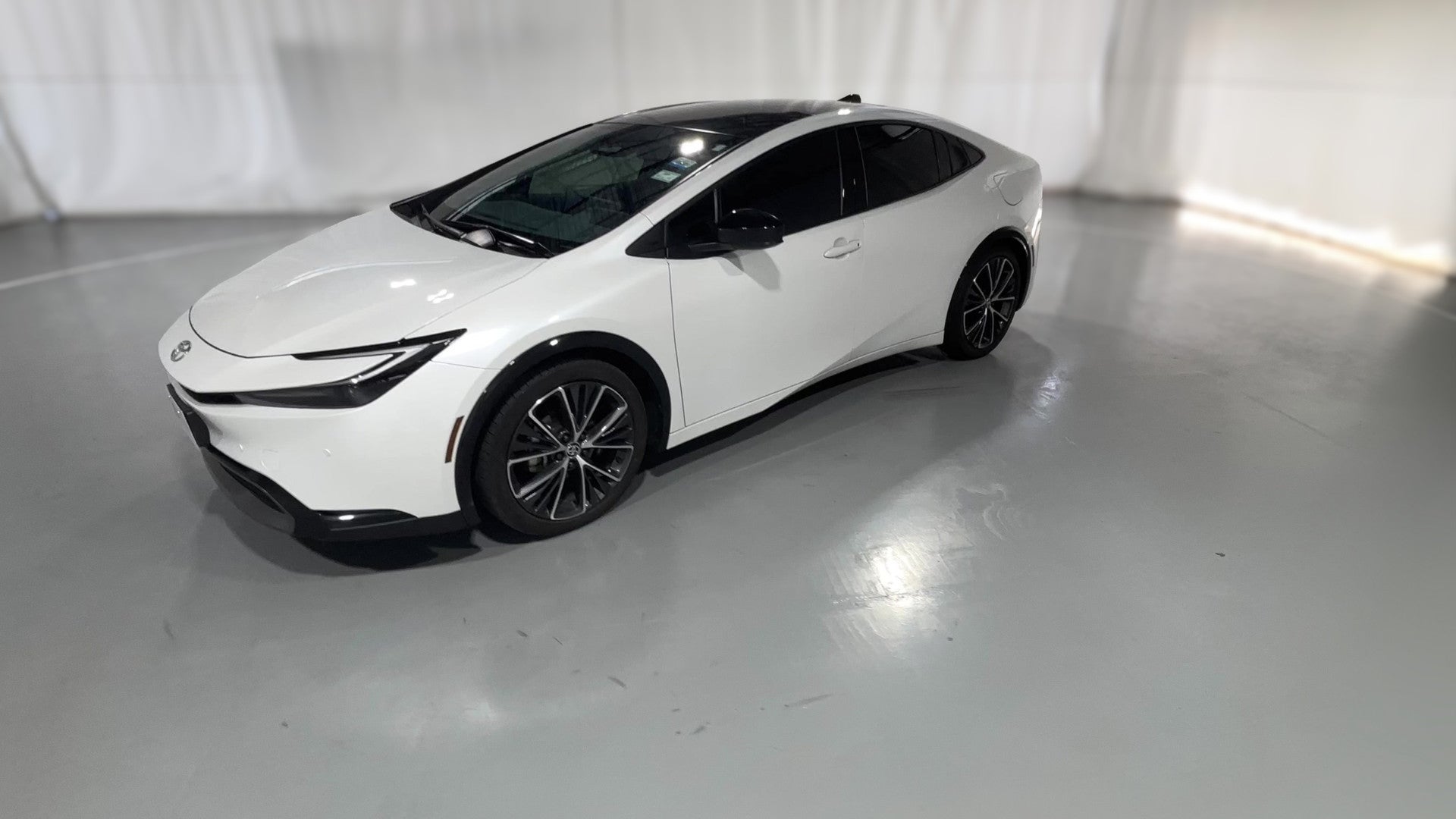 2024 Toyota Prius vehicle photo