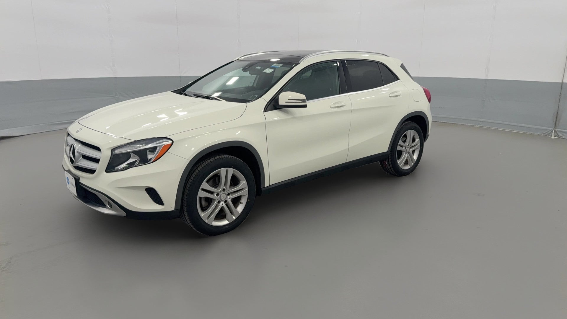 2017 Mercedes-Benz GLA vehicle photo