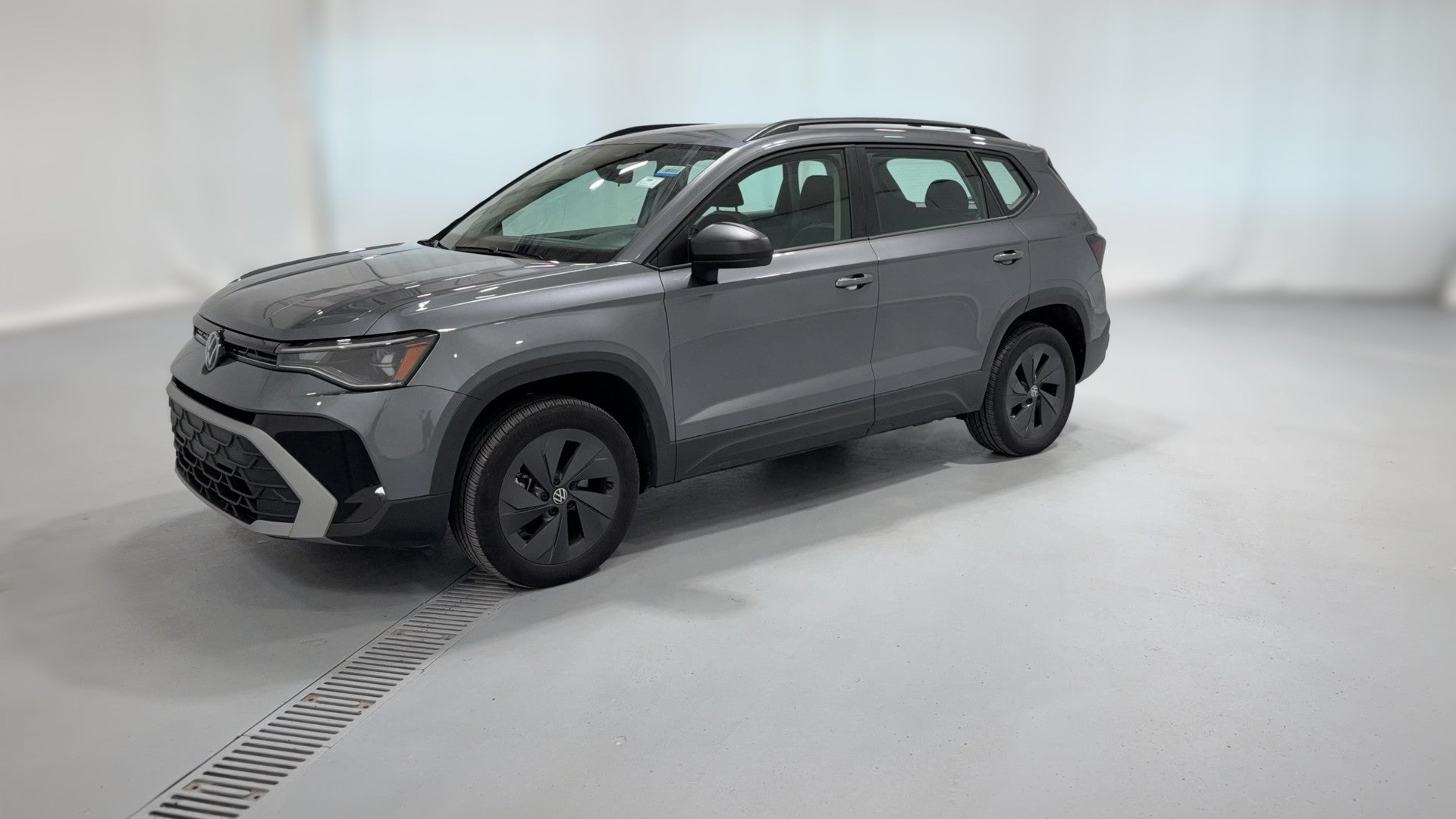 2025 Volkswagen Taos vehicle photo