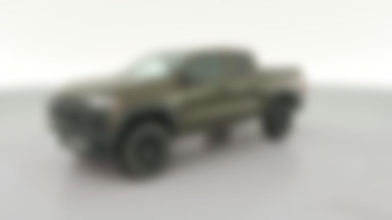2025 Chevrolet Colorado Crew Cab vehicle photo