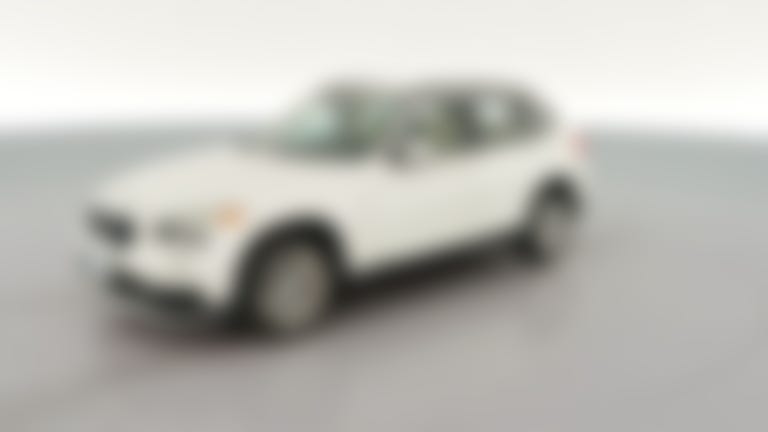 2015 BMW X1 vehicle photo