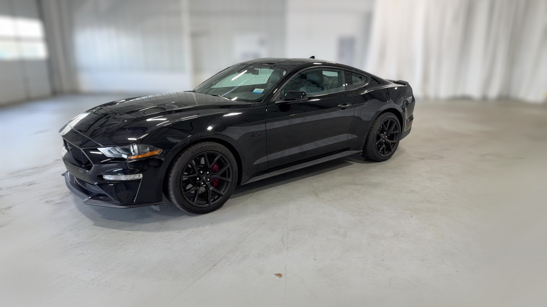 2022 Ford Mustang vehicle photo