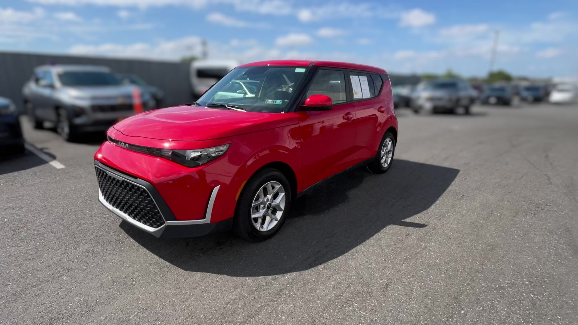 2025 Kia Soul vehicle photo