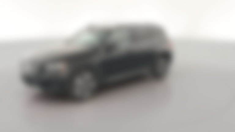 2025 Mercedes-Benz GLB vehicle photo
