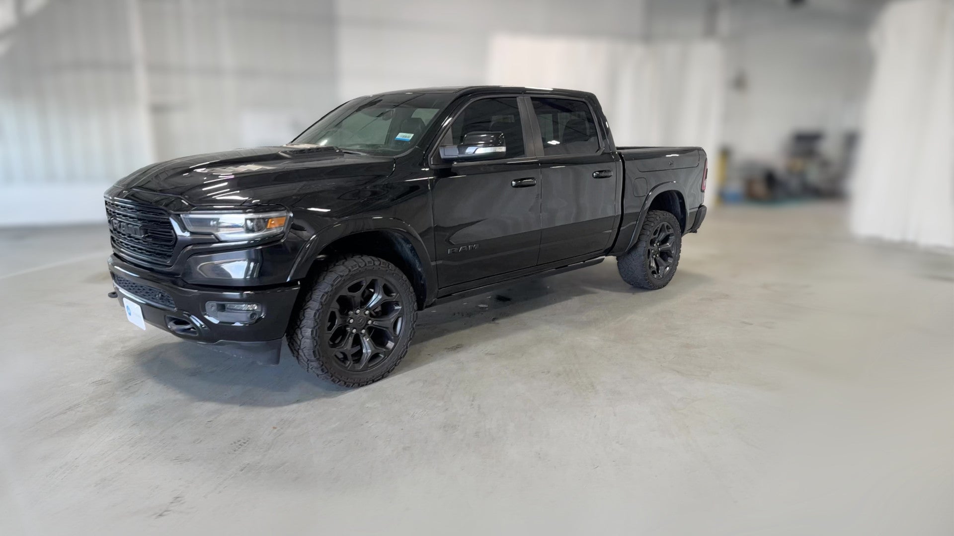 2020 Ram 1500 Crew Cab vehicle photo