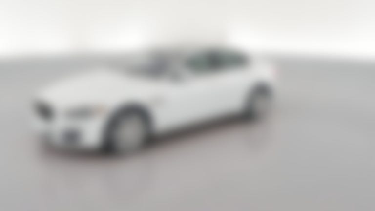 2018 Jaguar XE vehicle photo