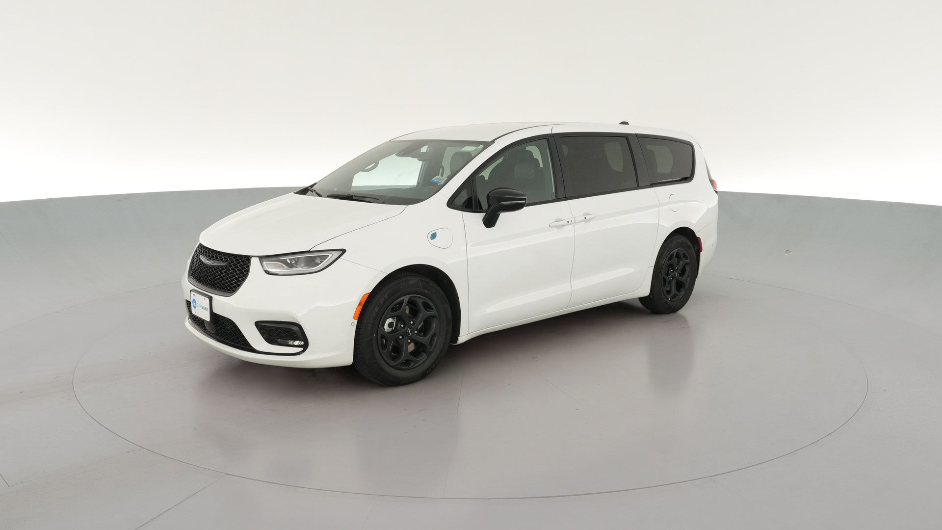 2024 Chrysler Pacifica Hybrid vehicle photo