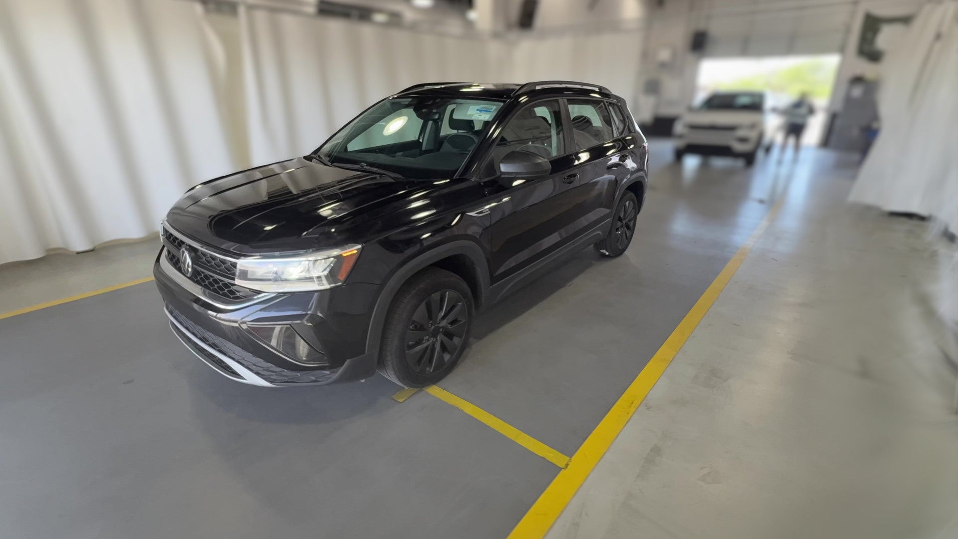 2024 Volkswagen Taos vehicle photo