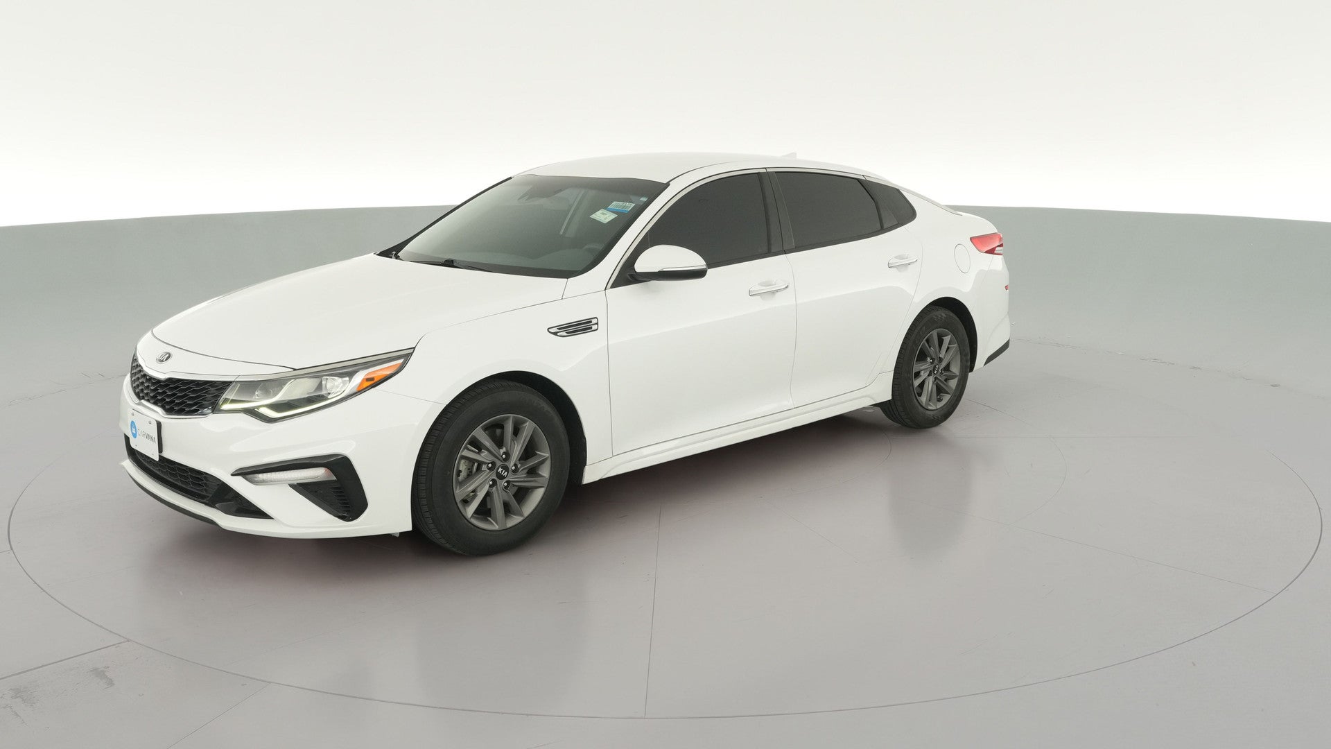 2020 Kia Optima vehicle photo